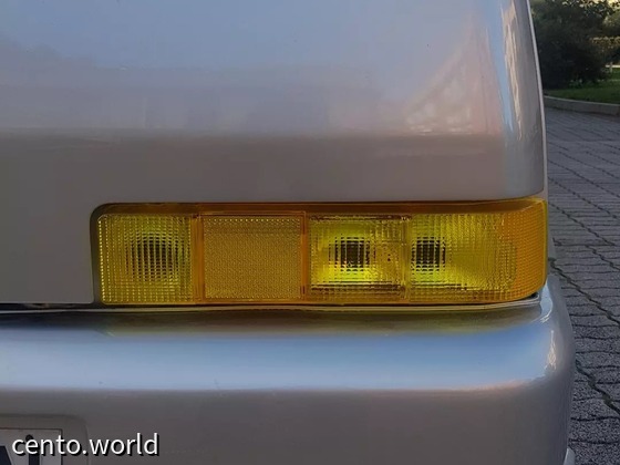 Rear headlight Yellow